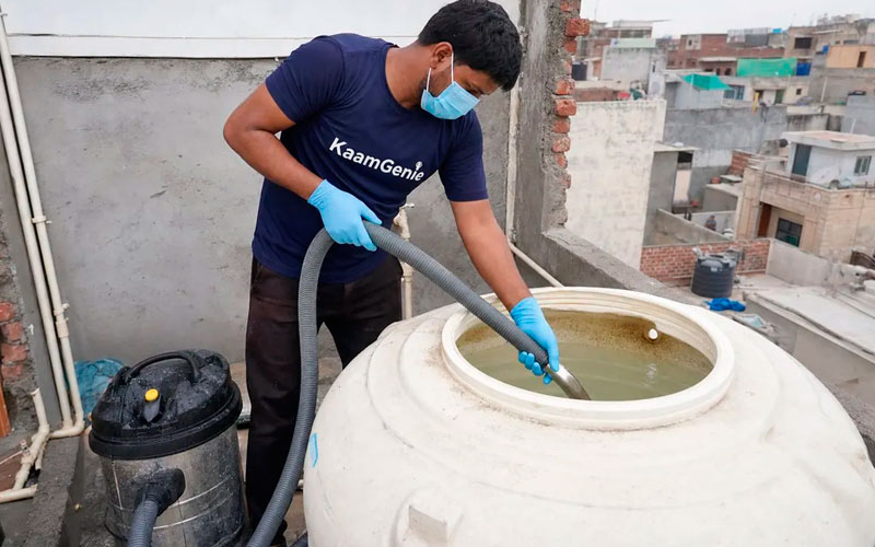 Water tank cleaning